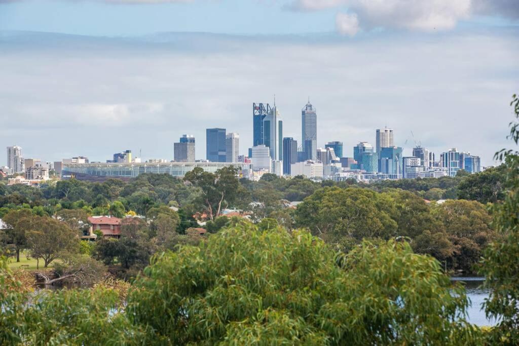 Perth Ascot Sub Penthouse Spectacular 240 Degree River And City Views , エクステリア 写真